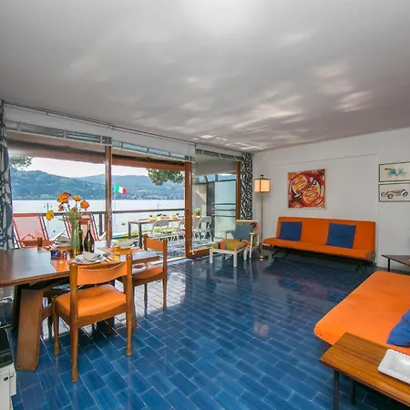 Fornetto-vigane Sleeps 6 Pool Air Con Angera