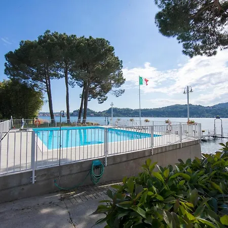 Fornetto-vigane Sleeps 6 Pool Air Con Angera