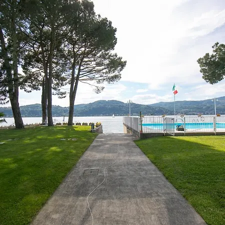 Apartment Fornetto-vigane Sleeps 6 Pool Air Con Angera